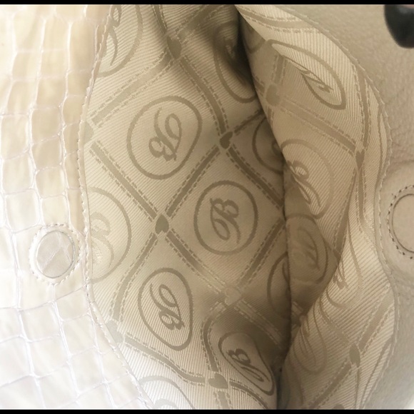 BRIGHTON LEATHER SHOULDER BAG - Picture 12 of 15